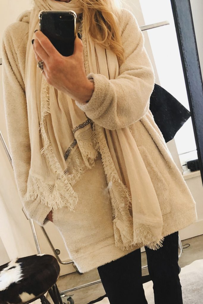 Hoodie lange versie, van badstof ( handdoek-kwaliteit)